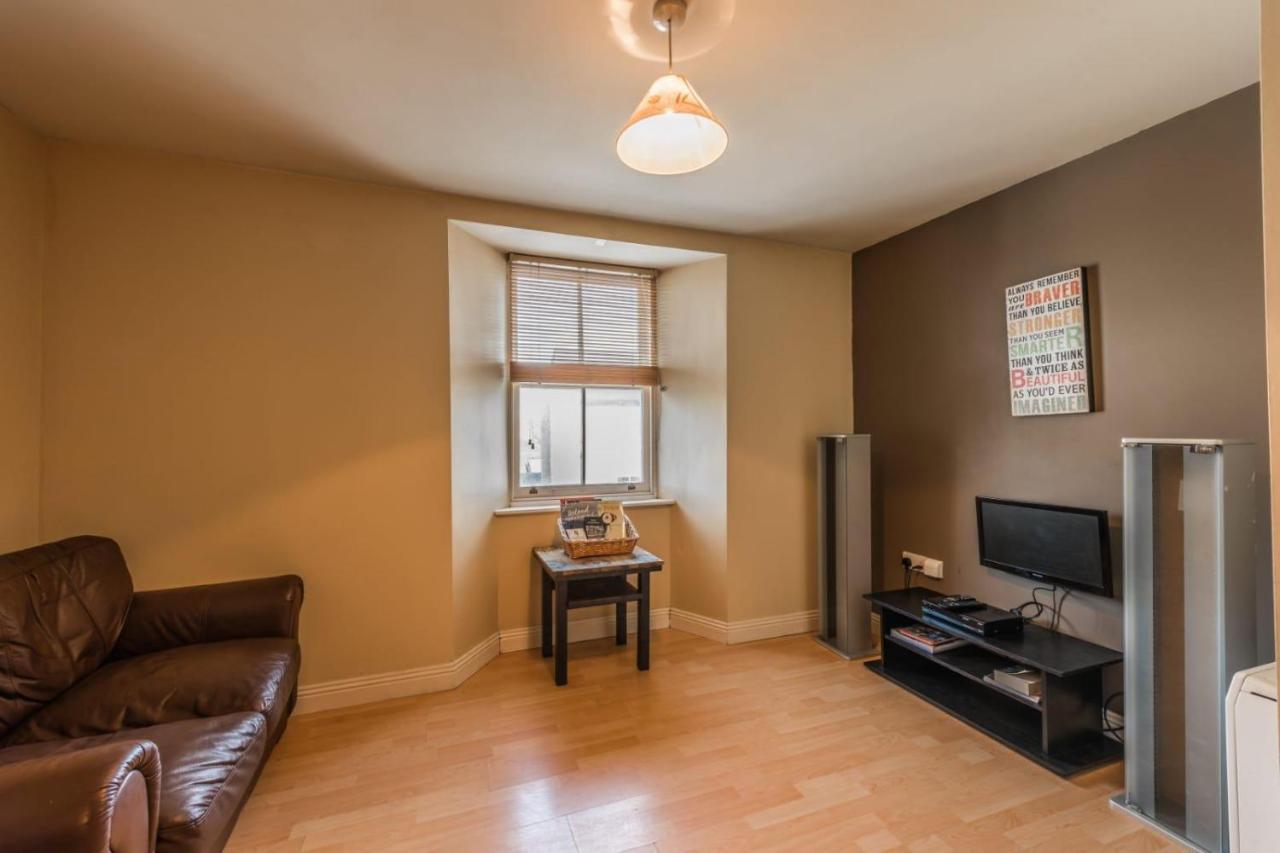 ويستبورت Walshs Apartment 4 المظهر الخارجي الصورة